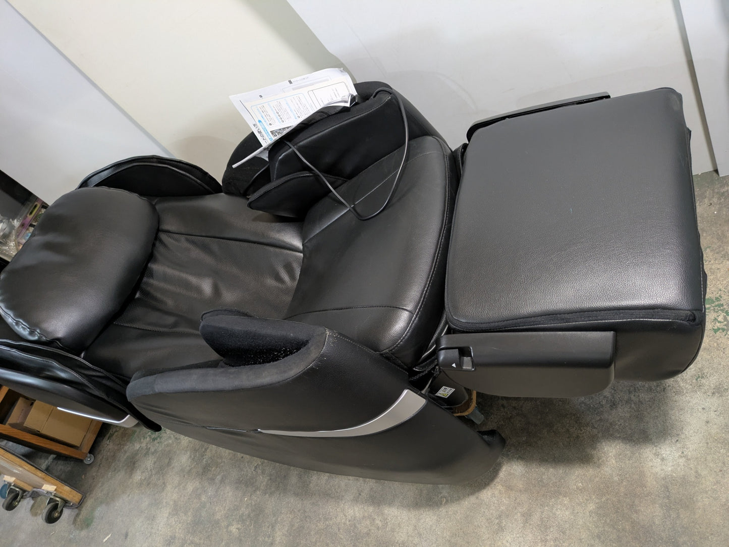 【倉庫保管】 フジ医療器 マッサージチェア（ブラック）FUJIIRYOKI RELAX MASTER（リラックスマスター） AS-695BK