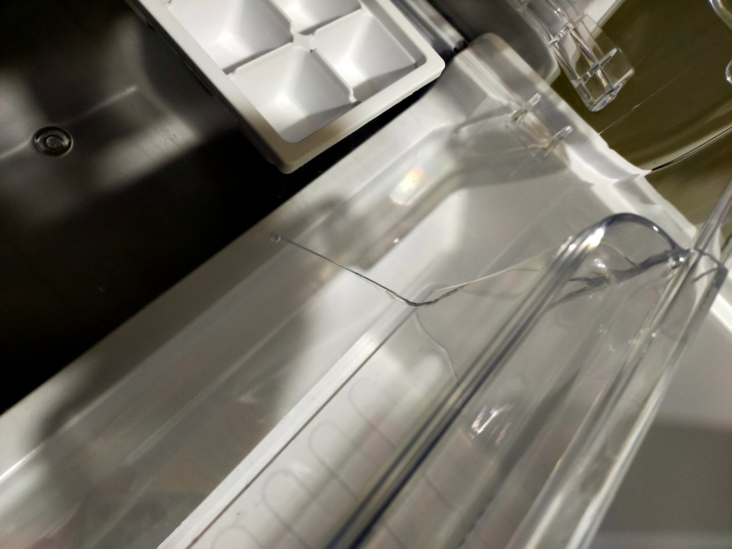 【サテライト】冷蔵庫 シャープ SJ-D18H-W 179L 2022年製