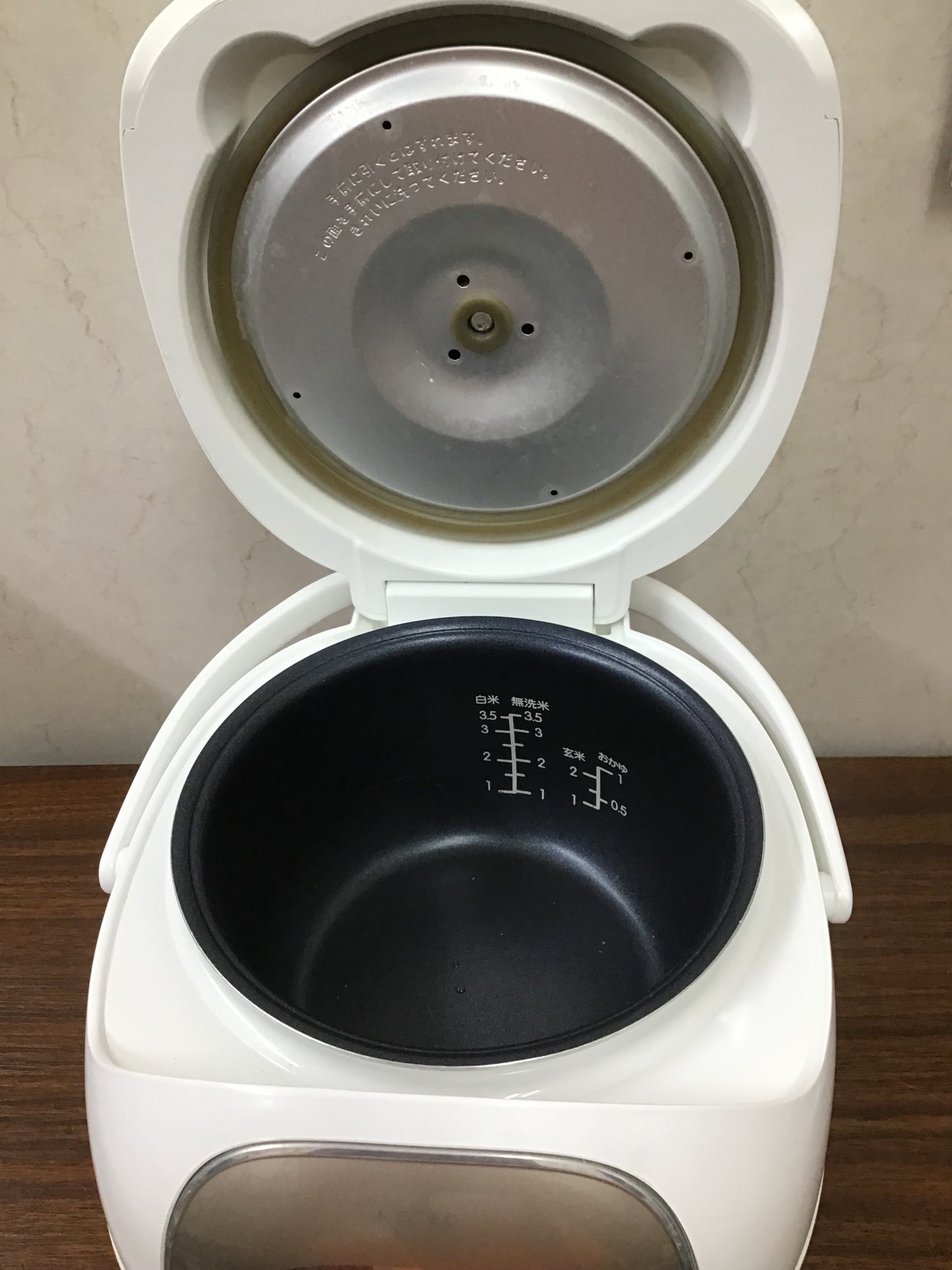 【深草店】 炊飯器　NEOVE NRM-M35A 19年製　３.5合  2019年年製