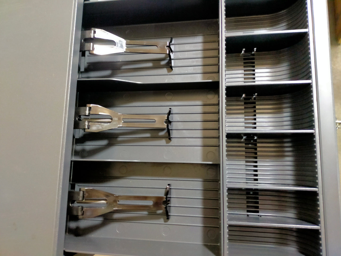 【サテライト】 キャッシュドロアー 手動