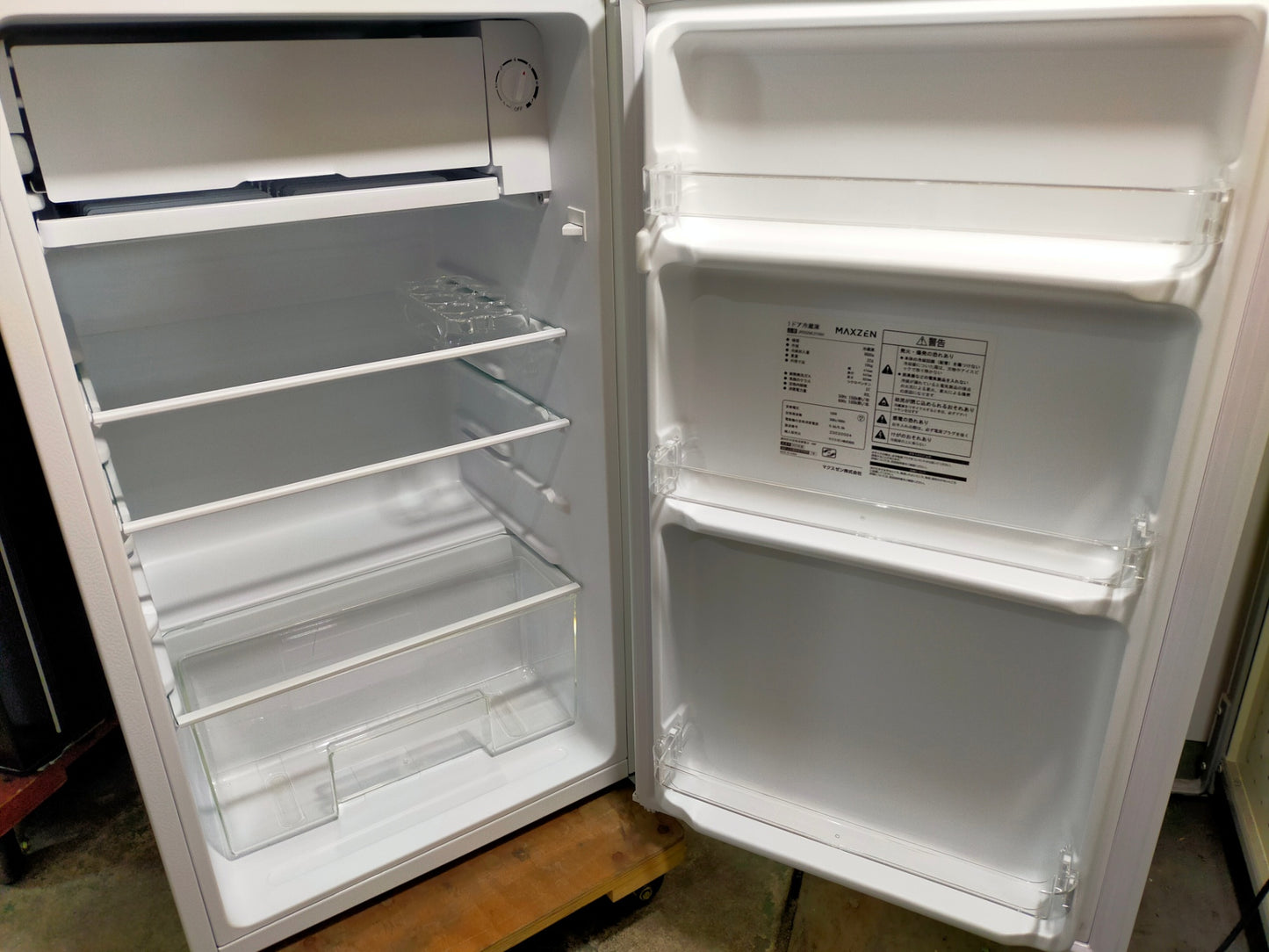 【サテライト】冷蔵庫 マクスゼン JR092ML1WH 92L 2023年製