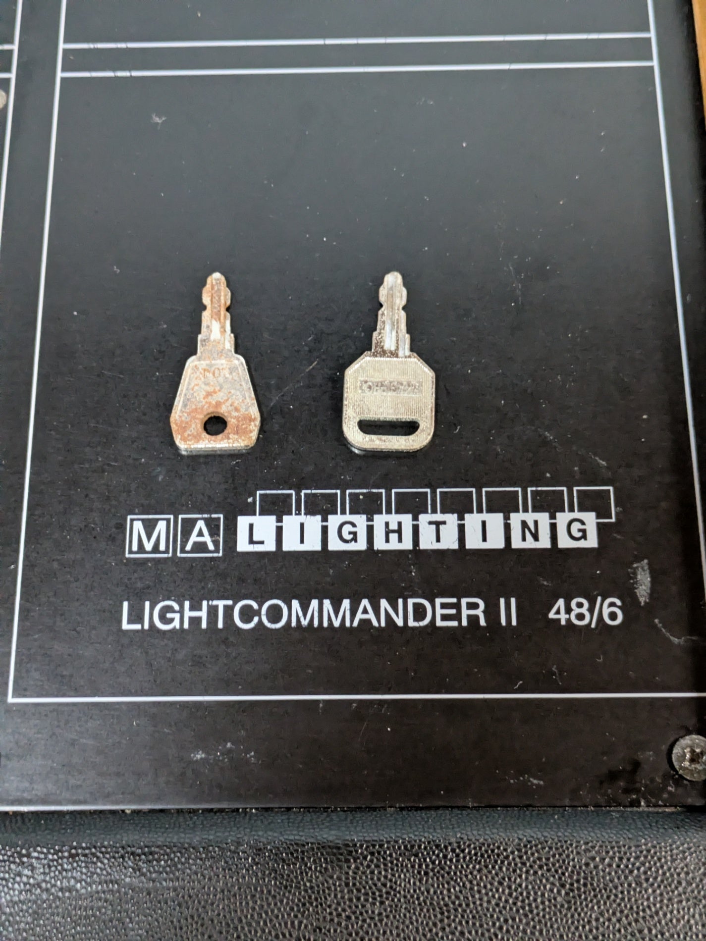 【倉庫保管】 MA LIGHTCOMMANDER II 48/6