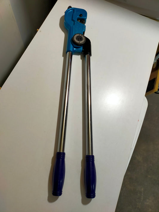 【サテライト】 強力型圧着工具 ロブテックス AK-60