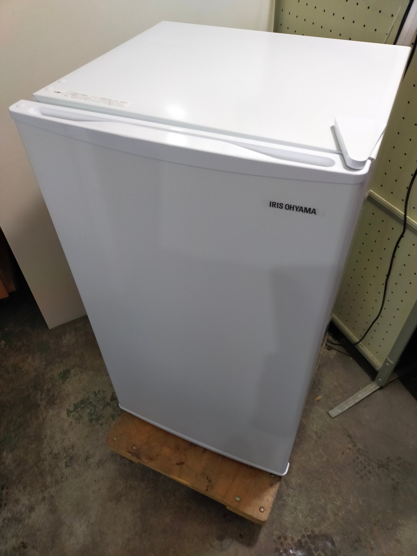 【サテライト】冷蔵庫 アイリスオーヤマ IRJD-9A-W 93L 2022年製