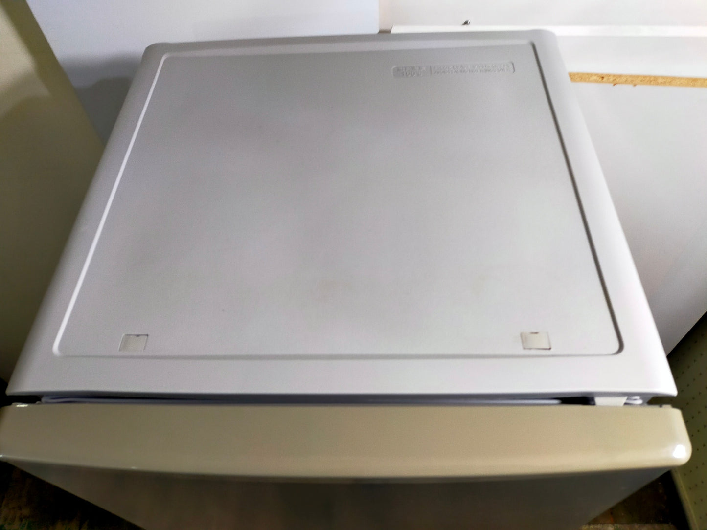 【深草店】冷蔵庫 シャープ SJ-H12B-S 118L 2017年製