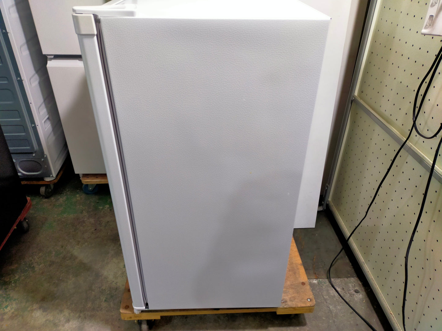 【サテライト】冷蔵庫 マクスゼン JR092ML1WH 92L 2023年製