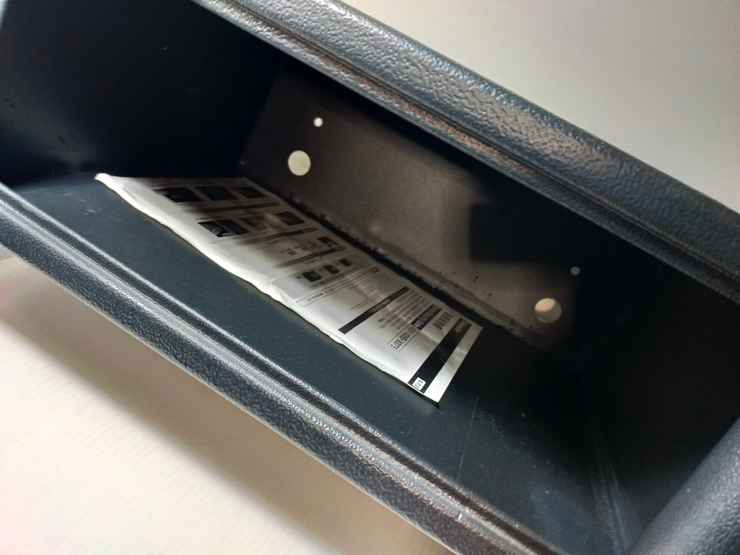 【サテライト】 金庫 SentrySafe X075