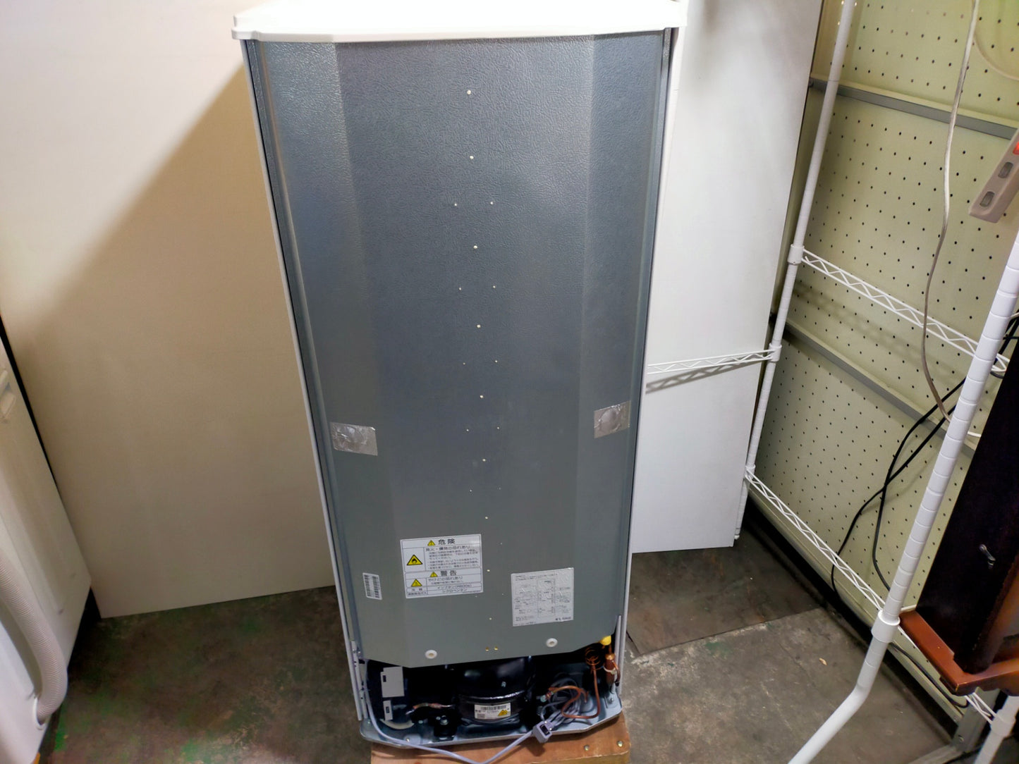 【サテライト】冷蔵庫 アクア AQR-13E8-W 126L 2022年製